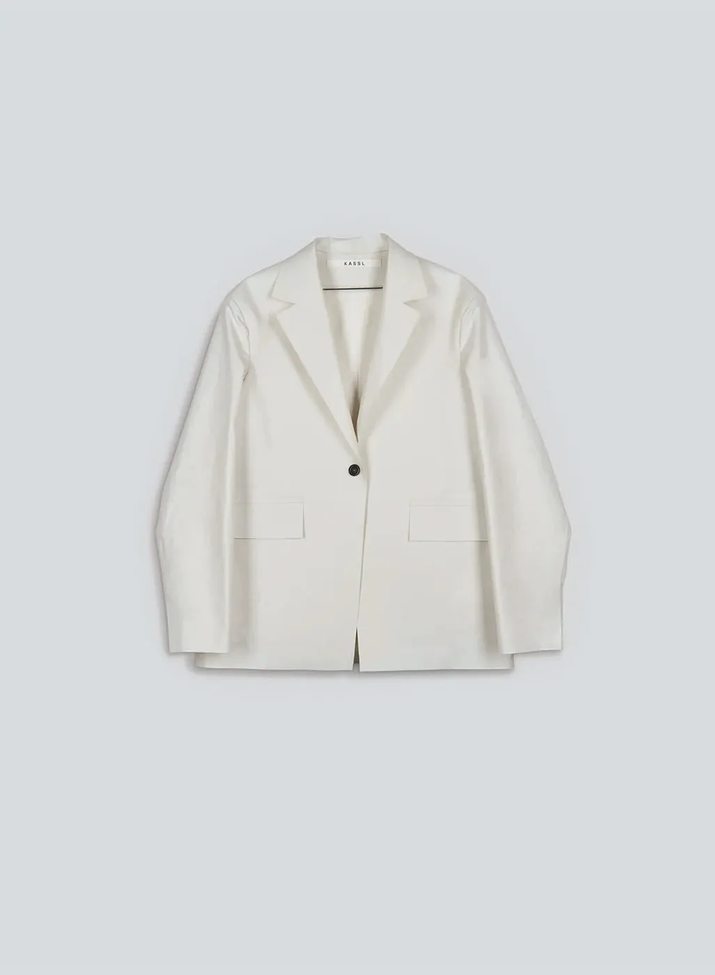 Blazer oil | white